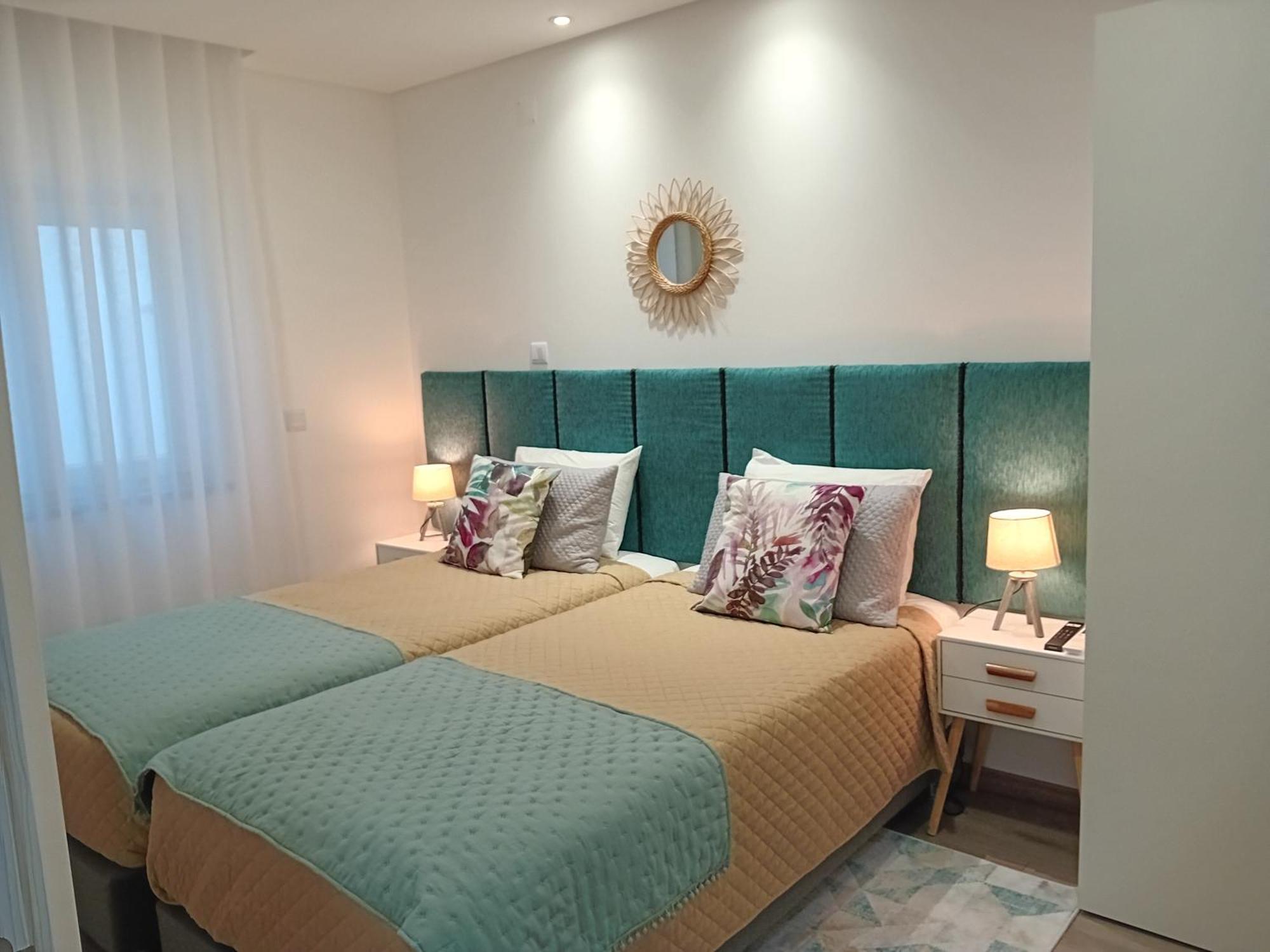 Garden House Fundao - Suite Apartamento 204 ภายนอก รูปภาพ