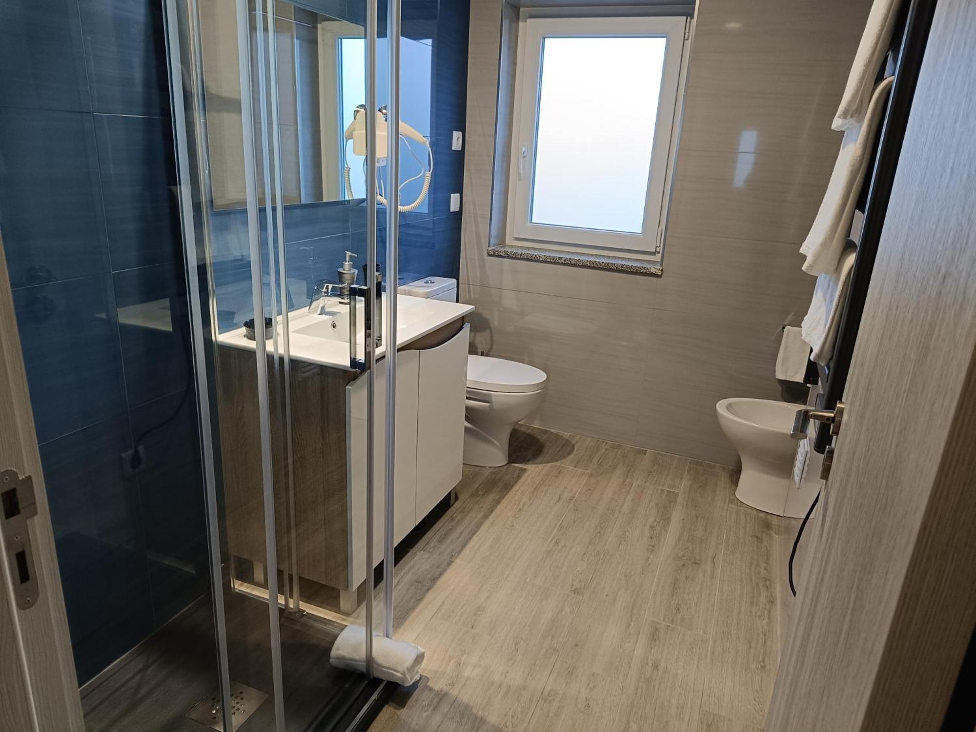 Garden House Fundao - Suite Apartamento 204 ภายนอก รูปภาพ